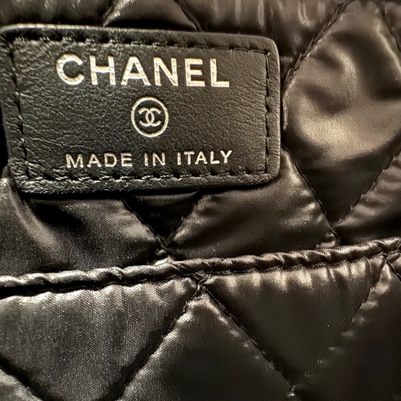 CHANEL Cambon Keyboard Clutch Bag - Picture 11 of 14